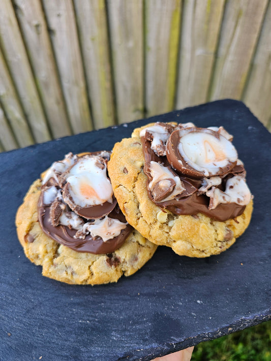 Creme Egg Cookie