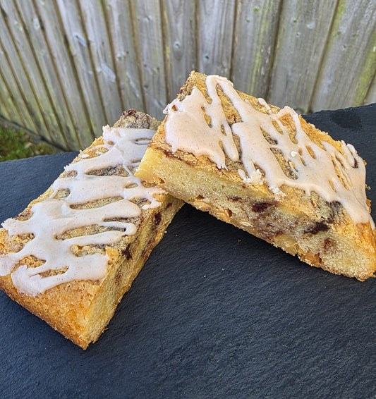 Blondie Cinnamon Swirl