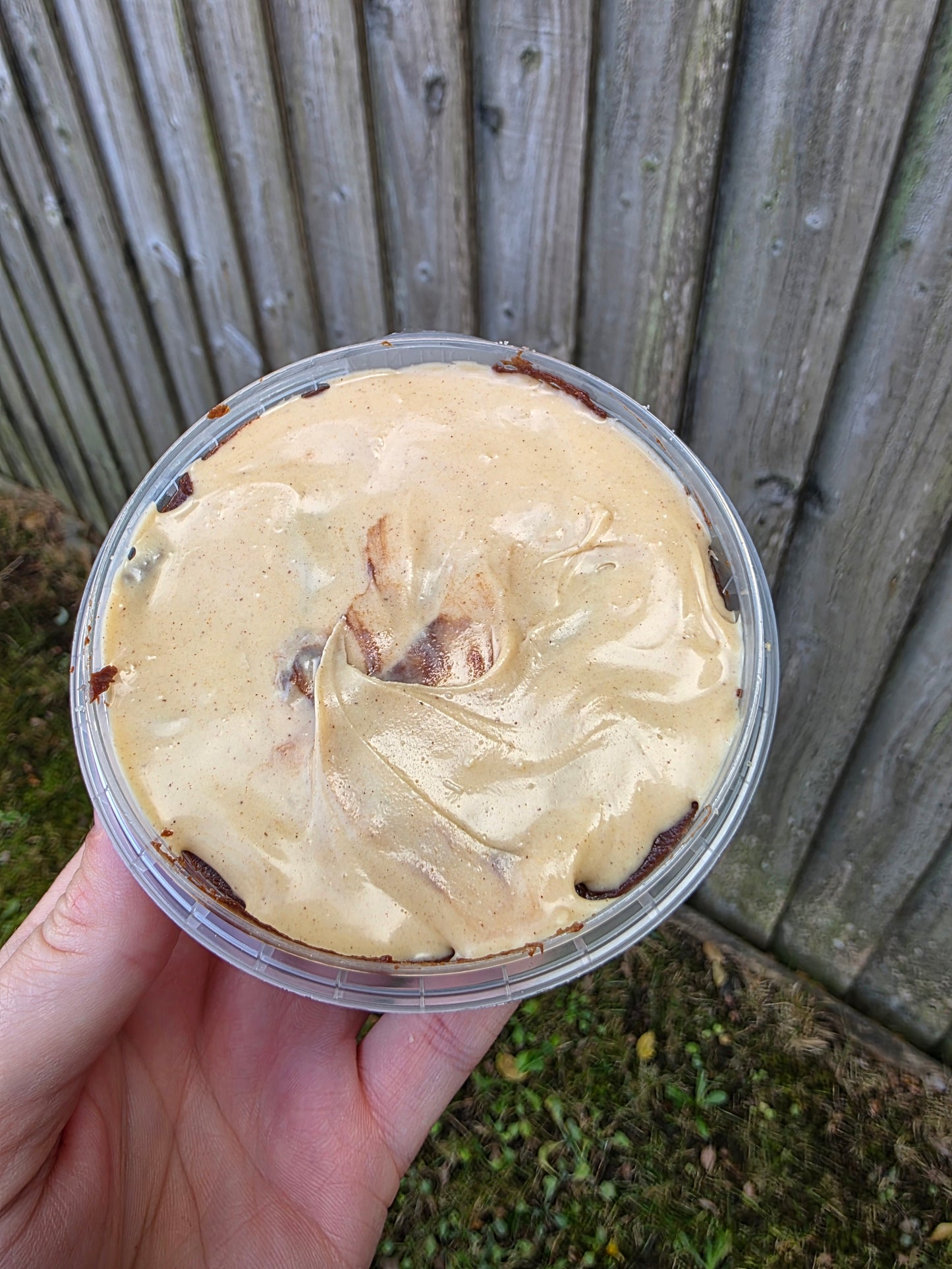 Bueno Cake Pot